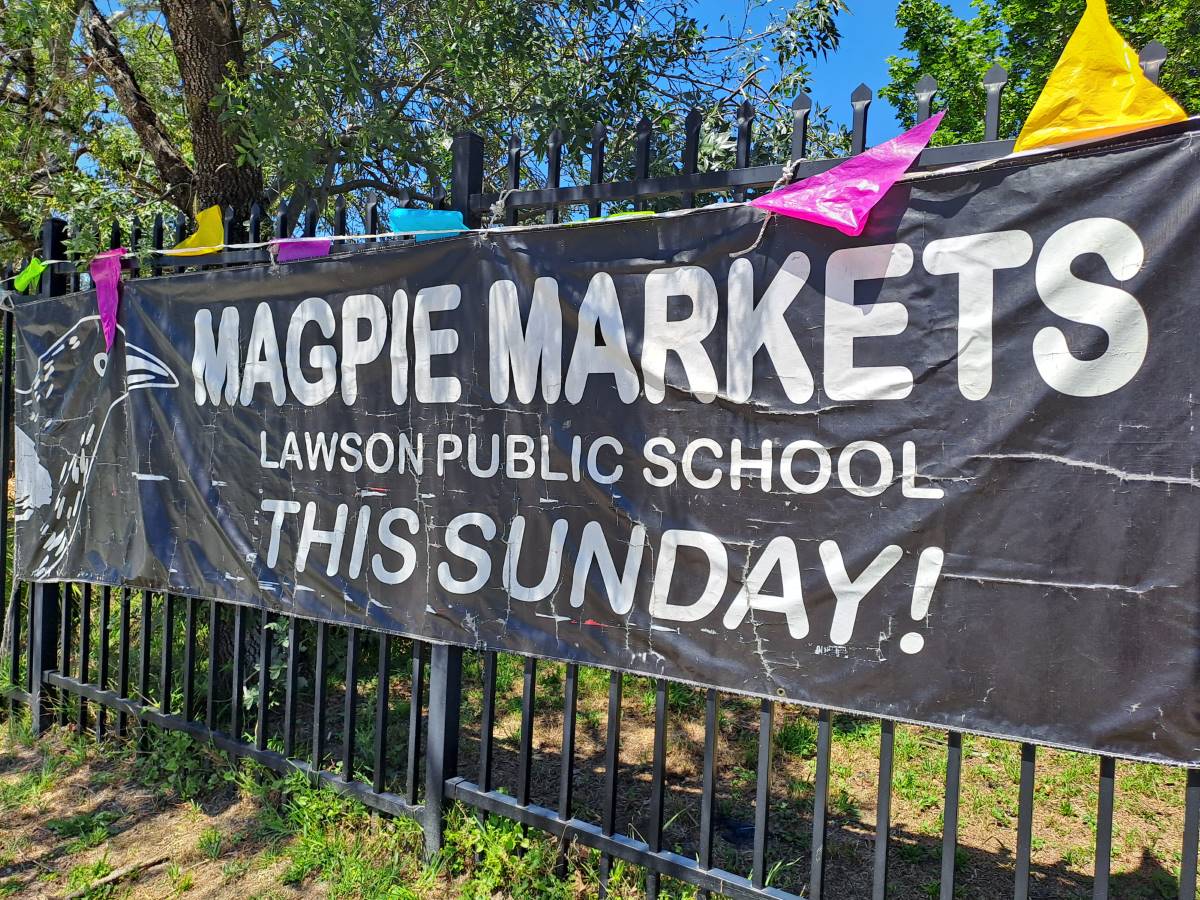 magpie markets lawson - sign on school fence