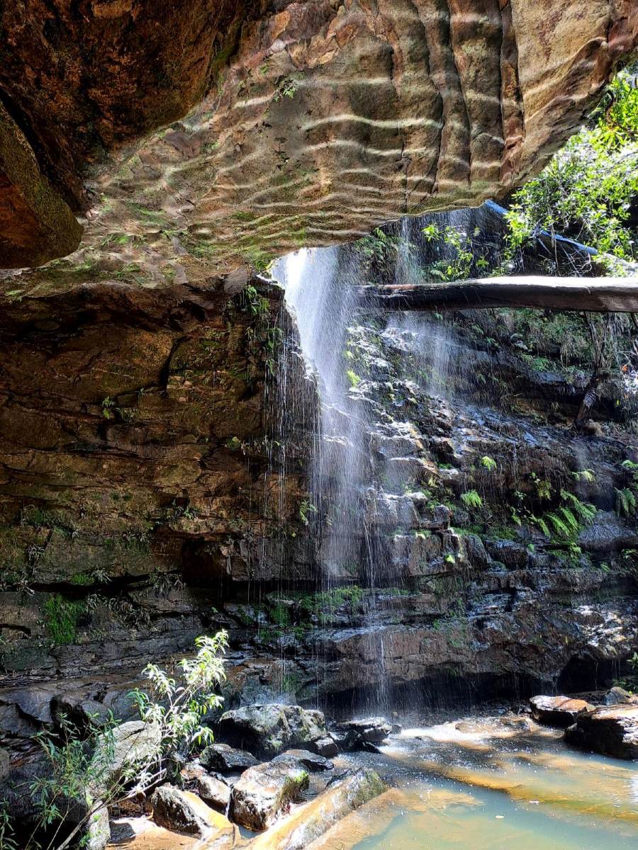 dantes glen waterfall lawson